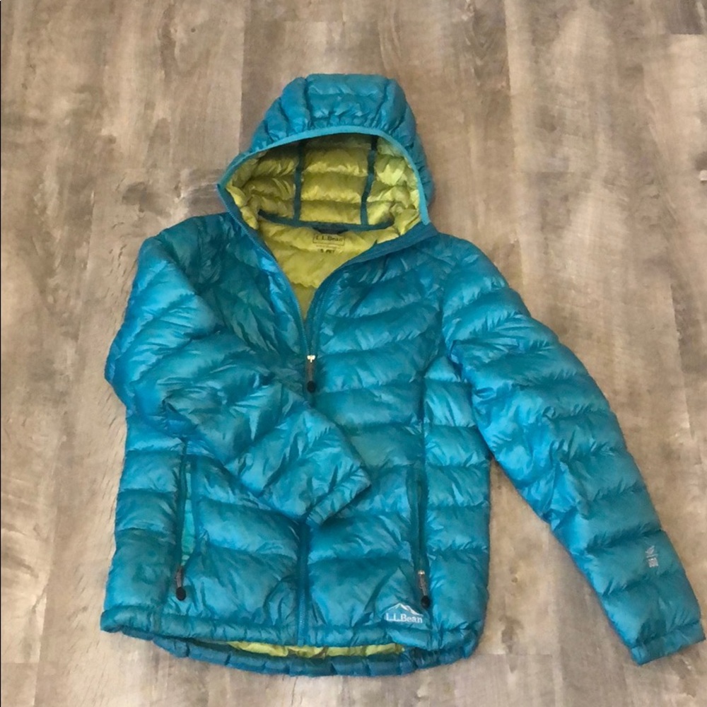 L.L Bean Ultralight 850 Down Hooded Jacket